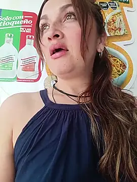 Alejandra N online show from 06/12/26, 02:16