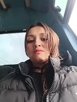Alejandra N online show from 07/04/26, 05:08