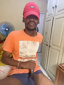 Snapshot of BigAndBeaut chatting on 02/24/26, 09:18 BigAndBeaut online show from 02/24/26, 09:18