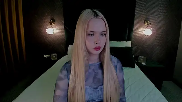 NicoletaCooper online show from 02/02/26, 11:20