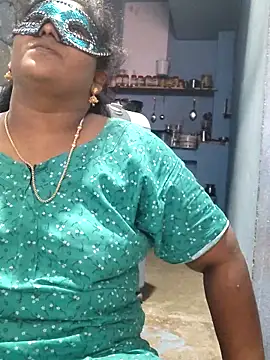 divyasree1431 online show from 04/12/26, 01:05