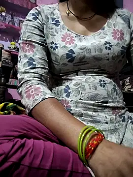 Nilam cute online show from 04/06/26, 06:42