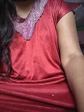 Snapshot of Nilam_cute chatting on 05/21/26, 02:40 Nilam cute online show from 05/21/26, 02:40