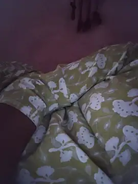 Snapshot of Nilam_cute chatting on 05/26/26, 09:16 Nilam cute online show from 05/26/26, 09:16