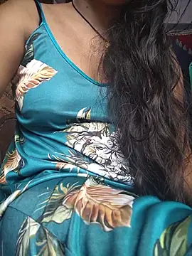 Snapshot of Nilam_cute chatting on 06/09/26, 06:58 Nilam cute online show from 06/09/26, 06:58