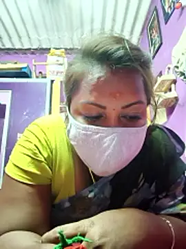 Tamil Hot Priya online show from 02/16/26, 04:58