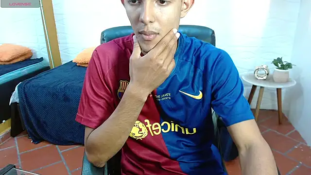 Snapshot of eric_oslo chatting on 01/08/26, 06:54 eric oslo online show from 01/08/26, 06:54