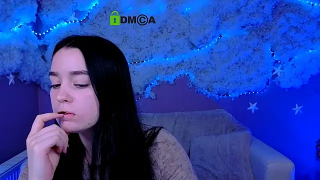 Snapshot of monica_xcx chatting on 05/19/26, 07:09 monica xcx online show from 05/19/26, 07:09