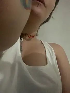 Casal HotBrisa online show from 02/05/26, 03:11