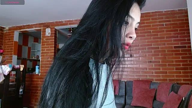 Lia rouse04 online show from 01/16/26, 12:20