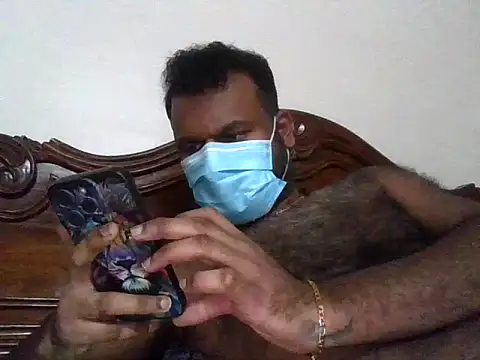 Snapshot of rocksv chatting on 01/11/26, 05:18 rocksv online show from 01/11/26, 05:18