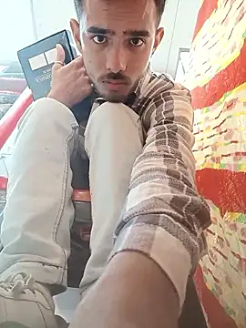 Rajkuma12345 online show from 01/12/26, 07:13