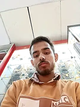 Rajkuma12345 online show from 01/15/26, 06:29