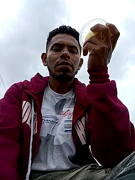 adambrosk 08 online show from 01/12/26, 07:41