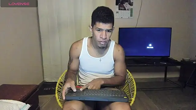 Snapshot of antonio_aguilarx chatting on 06/22/26, 11:40 antonio aguilarx online show from 06/22/26, 11:40