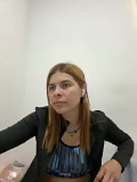 ariannaconnor  online show from 02/05/26, 05:17