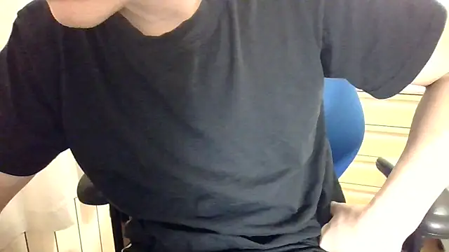 Snapshot of misteryboi chatting on 03/04/26, 12:44 misteryboi online show from 03/04/26, 12:44