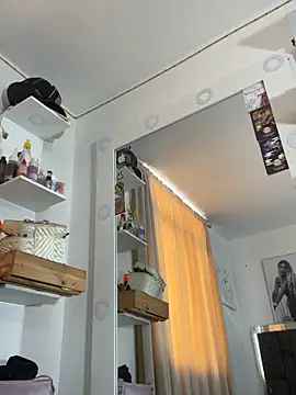 Black shai01 online show from 04/15/26, 06:37