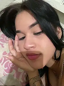 Snapshot of aslhey_sandova chatting on 03/26/26, 11:43 aslhey sandova online show from 03/26/26, 11:43