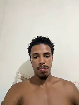 Snapshot of LorenzoBlack27 chatting on 03/01/26, 04:47 LorenzoBlack27 online show from 03/01/26, 04:47