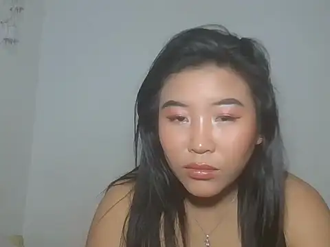 Zyeiii online show from 04/06/26, 08:43