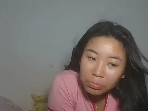 Zyeiii online show from 04/12/26, 06:13