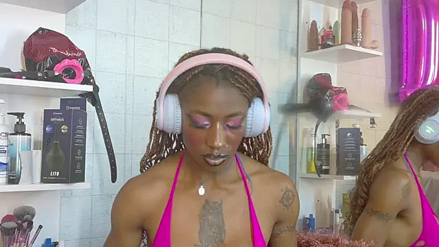 DaniaMarcell online show from 02/20/26, 03:58