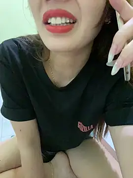 Angela loveee online show from 04/04/26, 01:48