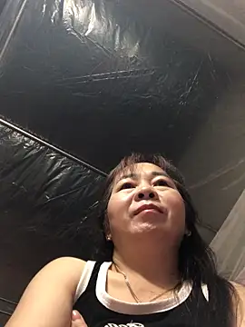 Snapshot of -Mery- chatting on 02/25/26, 06:17 -Mery- online show from 02/25/26, 06:17