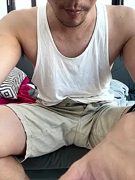 Snapshot of Yamashita7041 chatting on 01/09/26, 08:17 Yamashita7041 online show from 01/09/26, 08:17