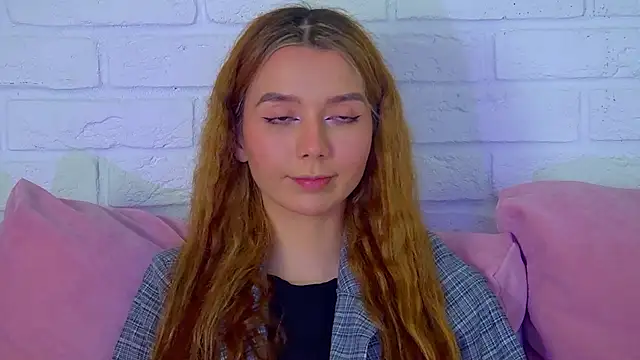 VanessaVienne online show from 02/07/26, 04:22