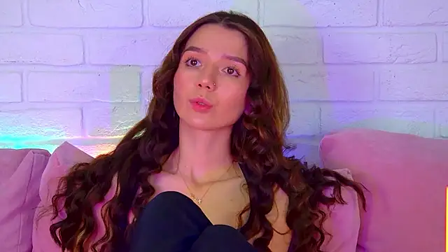 VanessaVienne online show from 04/05/26, 04:26