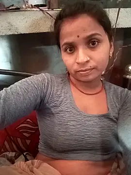 Snapshot of Hirdesh_sahu chatting on 05/17/26, 05:38 Hirdesh sahu online show from 05/17/26, 05:38