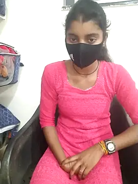 Erotic-Girl online show from 01/11/26, 12:32