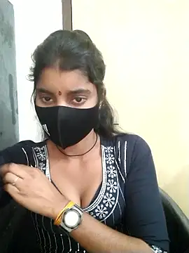 Erotic-Girl online show from 01/17/26, 07:46