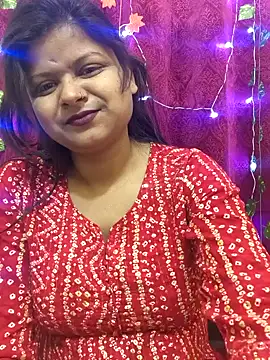 Attractive Queen  online show from 02/28/26, 04:02