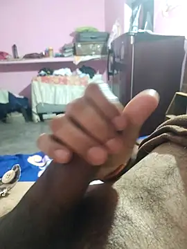 Snapshot of indiahunter chatting on 02/17/26, 05:08 indiahunter online show from 02/17/26, 05:08