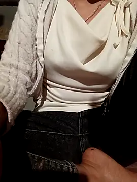 hoahong2 online show from 02/05/26, 02:43