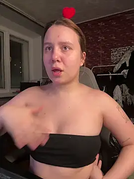 AnnaSeint online show from 02/06/26, 06:11