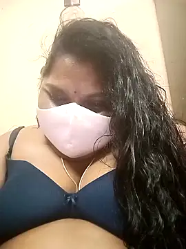 misammahyd online show from 02/02/26, 08:29