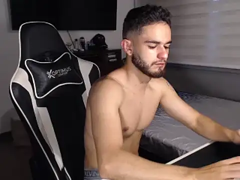 Massimo jiovano online show from 01/17/26, 11:19