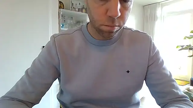 Vector1982 online show from 02/12/26, 10:43