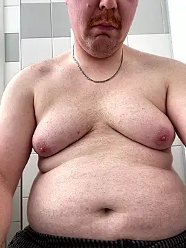 Snapshot of Fat__Slut chatting on 01/08/26, 12:40 Fat Slut online show from 01/08/26, 12:40