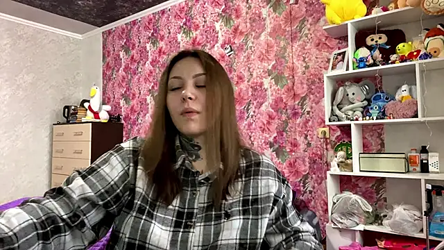 TraciBallena online show from 02/19/26, 07:04