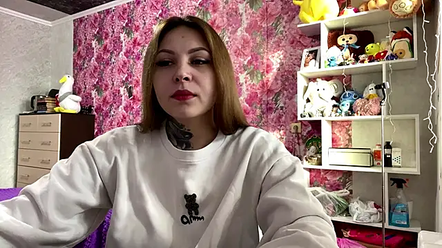 TraciBallena online show from 03/03/26, 06:08