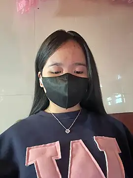 Snapshot of Gwen879 chatting on 01/15/26, 02:49 Gwen879 online show from 01/15/26, 02:49