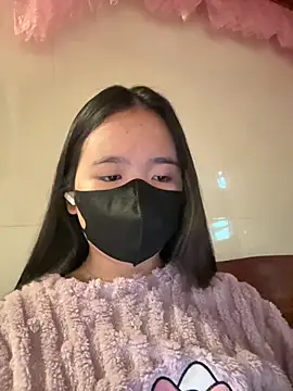 Gwen879 online show from 02/03/26, 03:04