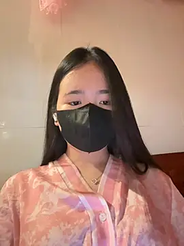 Gwen879 online show from 02/25/26, 12:20