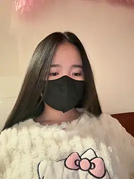 Gwen879 online show from 03/12/26, 11:11