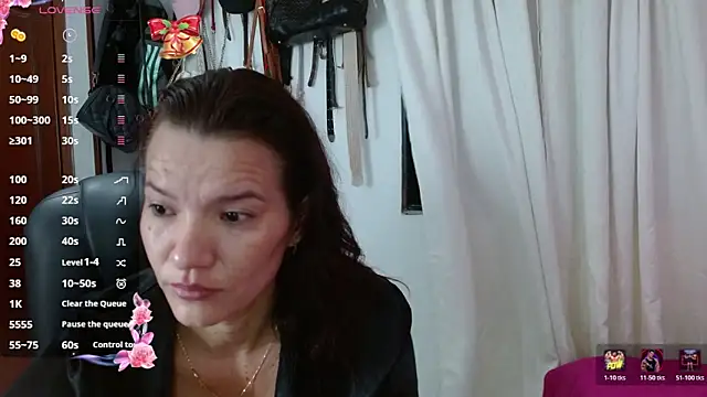 Scarlett 3X online show from 01/18/26, 09:35